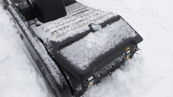 Мотосноуборд_мото сноуборд снайк_моторизованный сноуборд Snike_электро сноуборд_электрчиеский сноуборд_power snowboard_mattracks_power board_black daimond_10